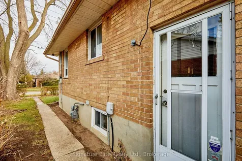 49 Savarin Street Toronto ON M1J 1Z9
