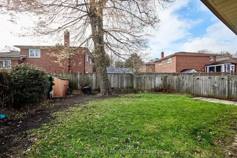 49 Savarin Street Toronto ON M1J 1Z9