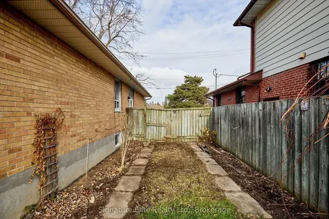49 Savarin Street Toronto ON M1J 1Z9