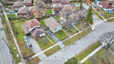 49 Savarin Street Toronto ON M1J 1Z9