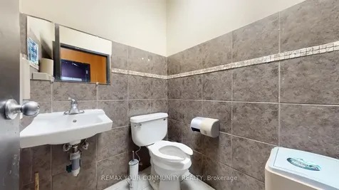 1383 Wilson Road N Oshawa ON L1K 2Z5