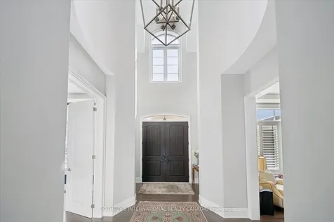 112 Woodview Drive Pickering ON L1V 1L2