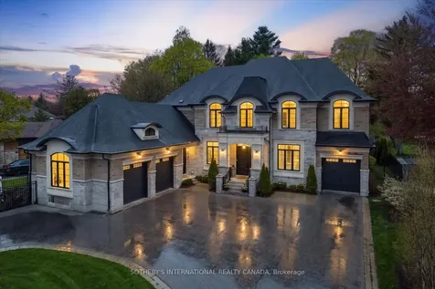 112 Woodview Drive Pickering ON L1V 1L2