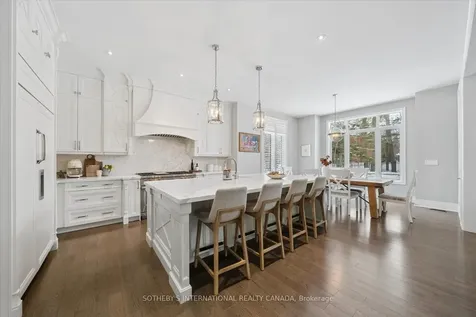 112 Woodview Drive Pickering ON L1V 1L2