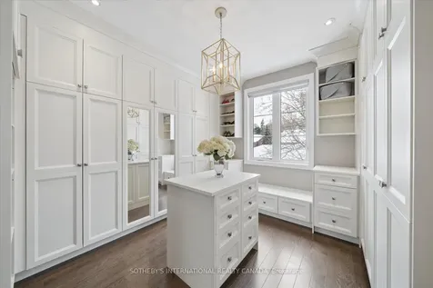 112 Woodview Drive Pickering ON L1V 1L2