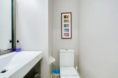 18 Bastedo Avenue Toronto ON M4C 3M7