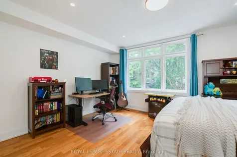 18 Bastedo Avenue Toronto ON M4C 3M7