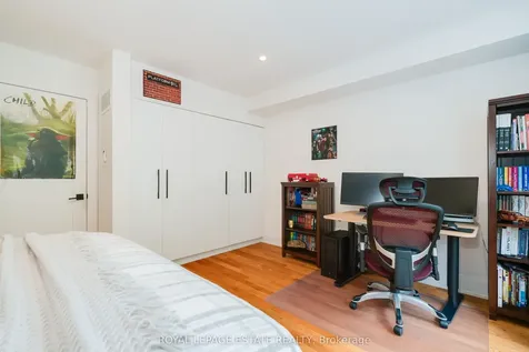 18 Bastedo Avenue Toronto ON M4C 3M7