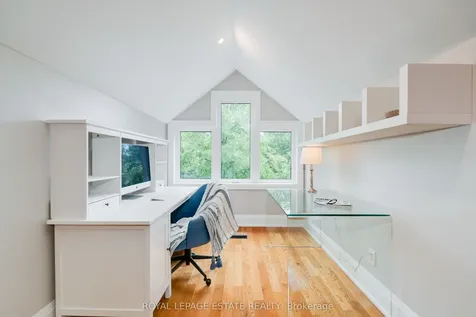 18 Bastedo Avenue Toronto ON M4C 3M7