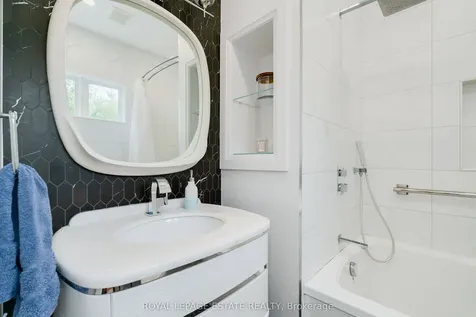 18 Bastedo Avenue Toronto ON M4C 3M7