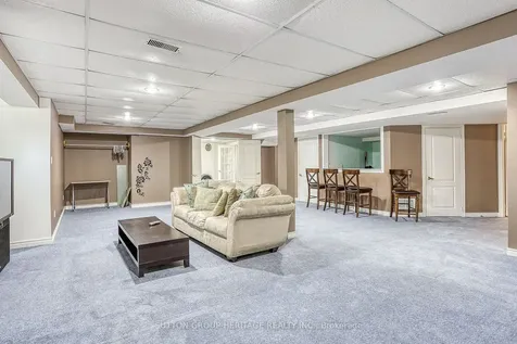 57 Kimberly Drive Whitby ON L1M 1K5