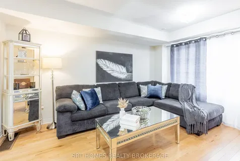 224 Lord Elgin Lane Clarington ON L1C 7E8