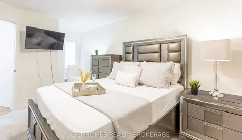 224 Lord Elgin Lane Clarington ON L1C 7E8