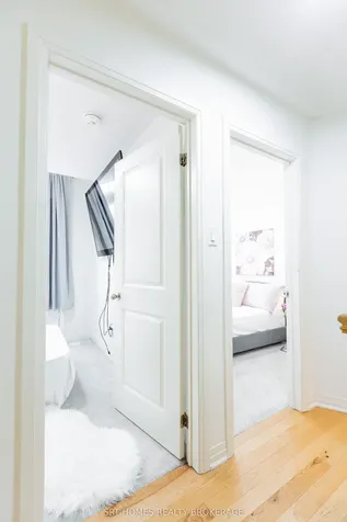 224 Lord Elgin Lane Clarington ON L1C 7E8