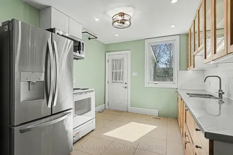 179 Coleman Avenue Toronto ON M4C 1P9