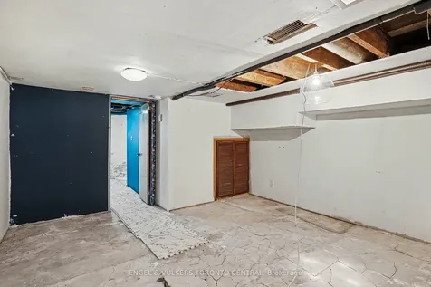 179 Coleman Avenue Toronto ON M4C 1P9