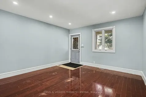 179 Coleman Avenue Toronto ON M4C 1P9