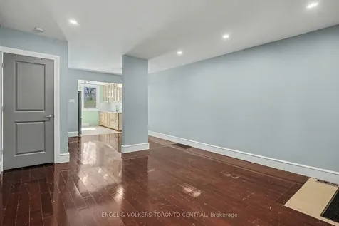 179 Coleman Avenue Toronto ON M4C 1P9