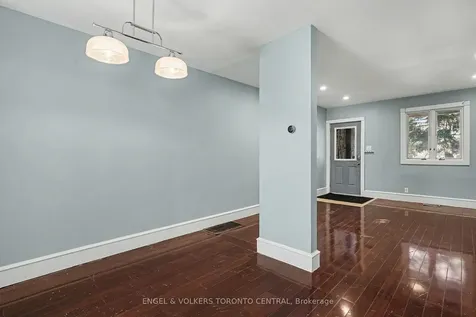 179 Coleman Avenue Toronto ON M4C 1P9