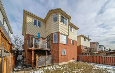 80 Bonnycastle Drive Clarington ON L1C 4S9