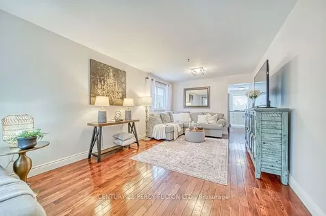 181 Wilkins Crescent Clarington ON L1E 3B7