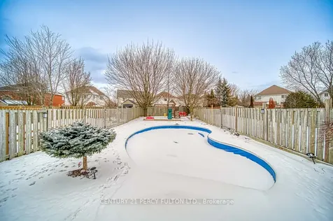 181 Wilkins Crescent Clarington ON L1E 3B7