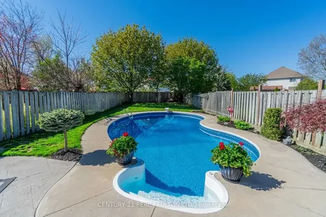 181 Wilkins Crescent Clarington ON L1E 3B7