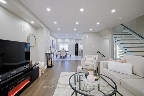 808 Audley Road N Ajax ON L1Z 1W2