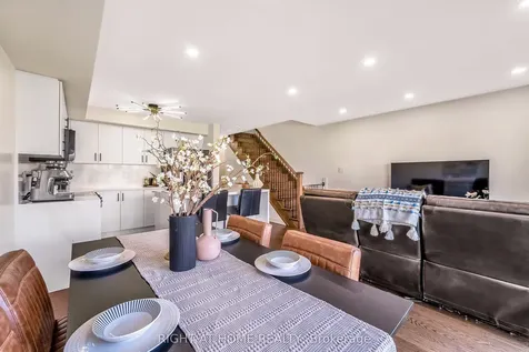 43 Caspian Square Clarington ON L1C 7G3