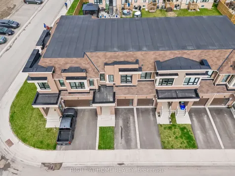 43 Caspian Square Clarington ON L1C 7G3