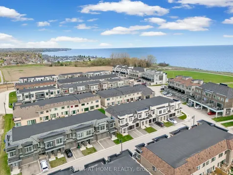 43 Caspian Square Clarington ON L1C 7G3