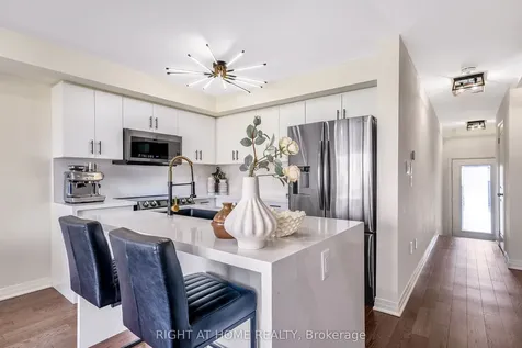 43 Caspian Square Clarington ON L1C 7G3