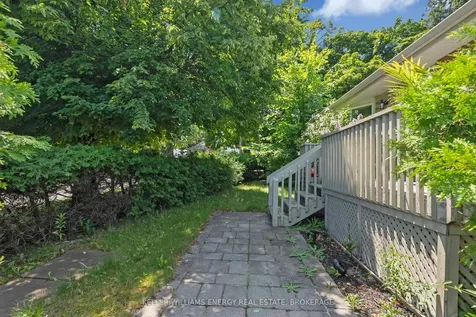 33 Beatty Road Ajax ON L1S 1Z1