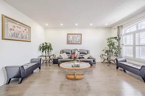 28 Quarrie Lane Ajax ON L1T 0N1