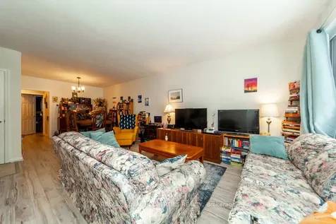 56 Burcher Road Ajax ON L1S 2R1