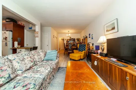 56 Burcher Road Ajax ON L1S 2R1