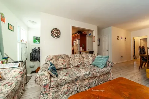 56 Burcher Road Ajax ON L1S 2R1