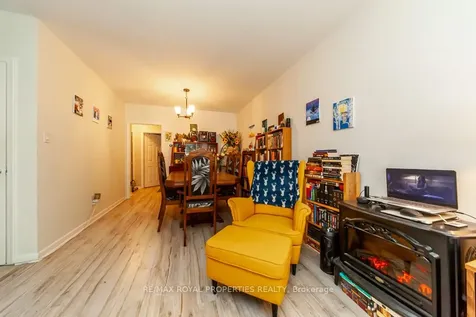 56 Burcher Road Ajax ON L1S 2R1