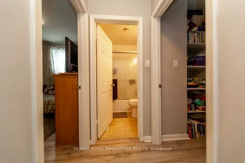 56 Burcher Road Ajax ON L1S 2R1