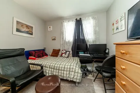 56 Burcher Road Ajax ON L1S 2R1