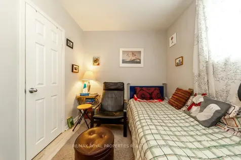 56 Burcher Road Ajax ON L1S 2R1