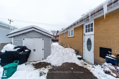 56 Burcher Road Ajax ON L1S 2R1