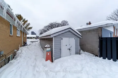 56 Burcher Road Ajax ON L1S 2R1