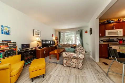 56 Burcher Road Ajax ON L1S 2R1