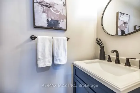 47 Hutton Place Clarington ON L1C 5H5