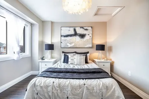 47 Hutton Place Clarington ON L1C 5H5