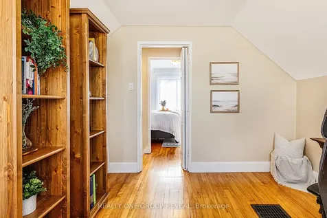 91 Admiral Road Ajax ON L1S 2N8