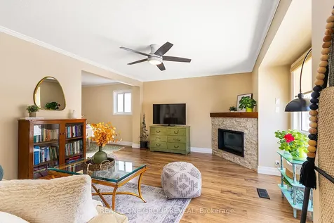 91 Admiral Road Ajax ON L1S 2N8