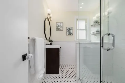 17 Admiral Road Ajax ON L1S 2N8