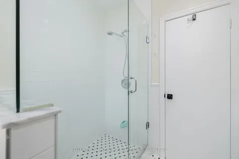 17 Admiral Road Ajax ON L1S 2N8